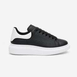 Black | White Detail